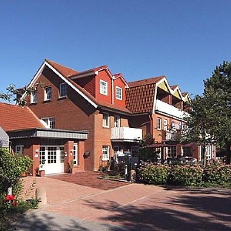 Hotel-Pension Stoertebeker Bensersiel Buitenkant foto